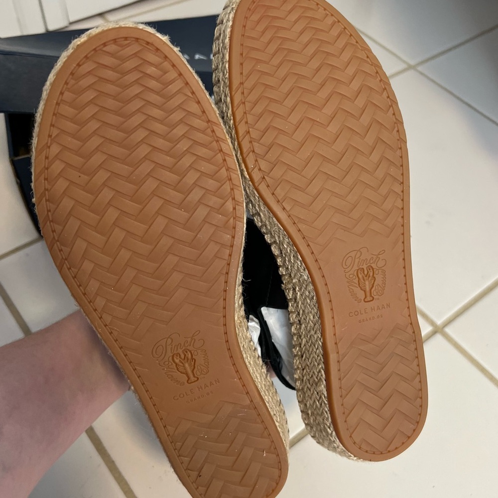 NIB Cole Haan Cloudfeel Espadrille Black Sandals - Picture 6 of 7